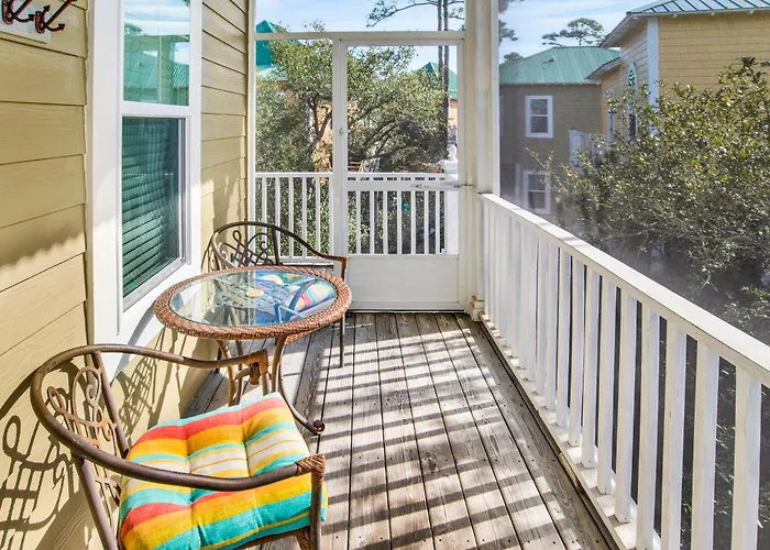 Apartment Tropical Therapy 5cu By Pkrm Pensacola